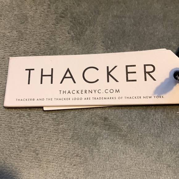 Thacker dark red leather card holder - Picture 3 of 3